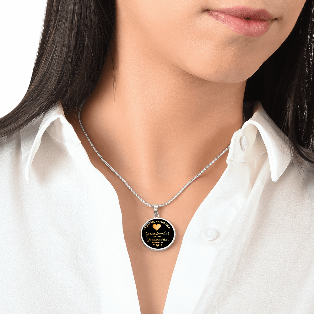 Luxury Graphic Circle Necklace for Grandmother - Mother's Day Gift - The Love Between a Grandmother and her Grandchildren is Forever
