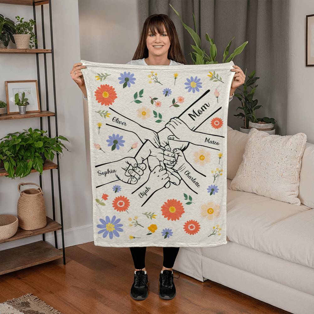 Personalized Kids Hands Blanket for Mom - PHOTO 5 - TreasuredTale